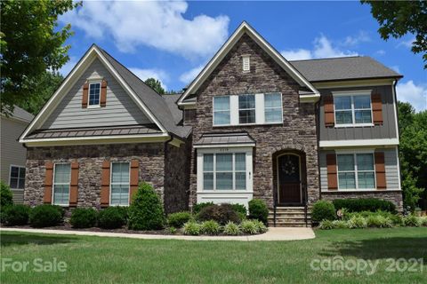 2319 Madeira Circle