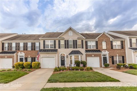 2106 Mondo Lane