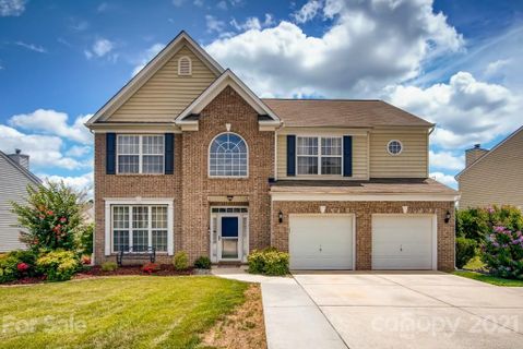 5847 Crimson Oak Court