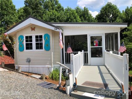 115 Finch Circle