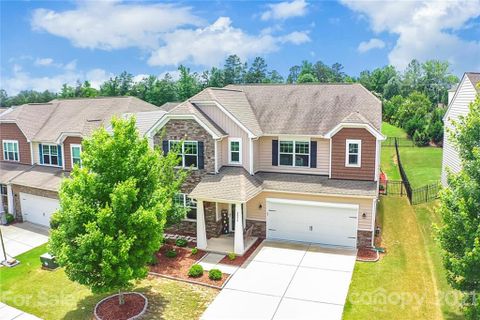 2036 Newport Drive 15