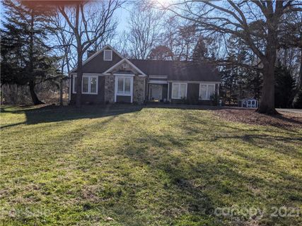 3346 Sunningdale Lane