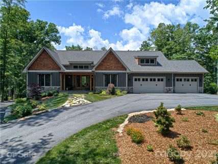 551 Skytop Farm Lane