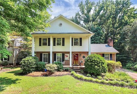 6326 Farmingdale Drive