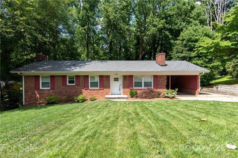 132 30th Avenue sold home in Fairview Park, Hickory, NC