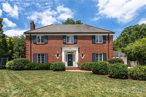 323 Hempstead Place