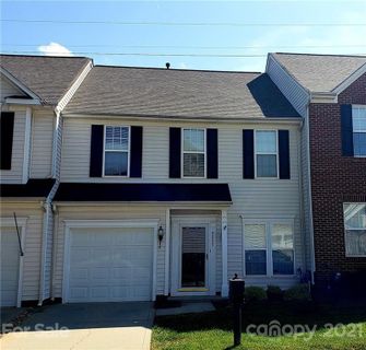 8022 Mariners Pointe Circle