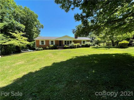16 Springside Road sold home in Skyland Springs, Asheville, NC