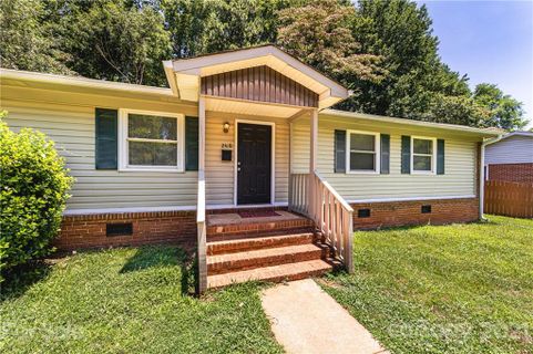 2418 Longleaf Drive