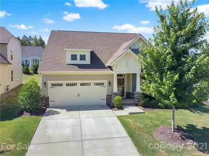 15333 Oleander Drive