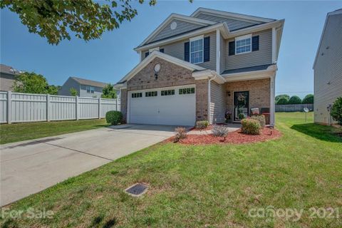 904 Willow Creek Drive