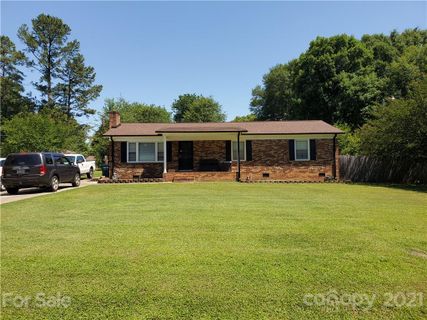 321 Costner Drive sold home in Pine Acres, Bessemer City, NC