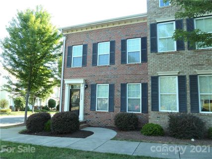 10846 Kemptown Square