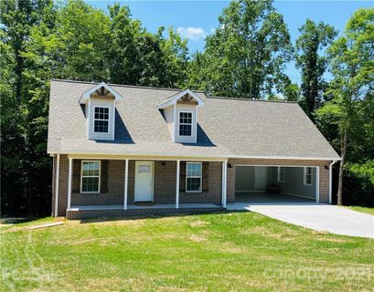 1201 Winter Place