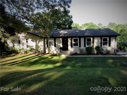 301 Neighbors Drive sold home in Olde Camden Estates, Midland, NC