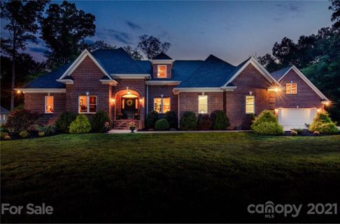 608 Amesbury Drive