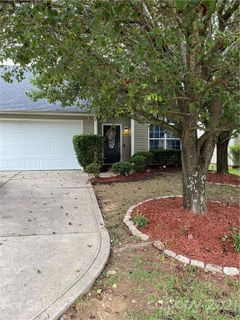 905 Lakehill Road