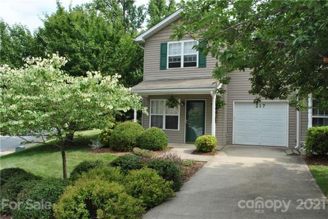 217 Wiltshire Circle