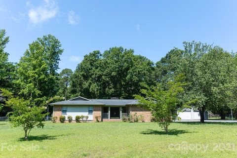 2950 Woodland Hill Way sold home in Woodland Hills, Lancaster, SC
