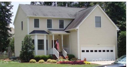 2308 Chateau Court sold home in Brandywine, Matthews, NC