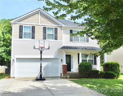 1112 Bottle Brush Lane