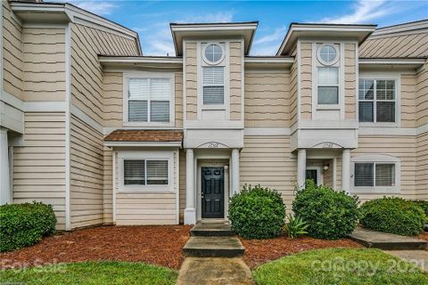 17567 Tuscany Lane sold home in Vineyard Point Bayview, Cornelius, NC