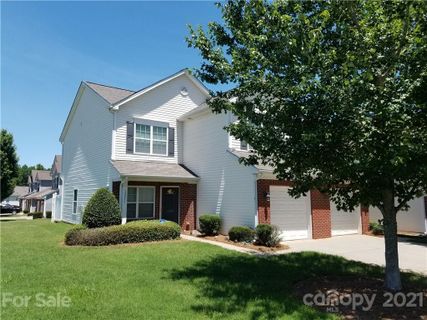 12057 Stratfield Place Circle