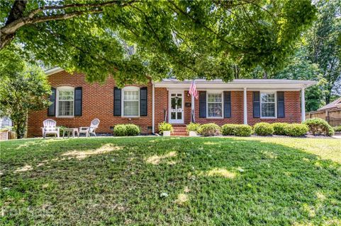 6723 Lancer Drive