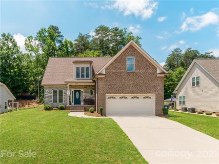 509 Oak Forest Lane