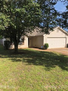 517 River View Drive
