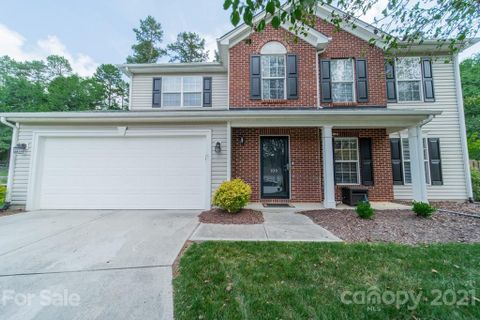 100 Emily Ivy Court