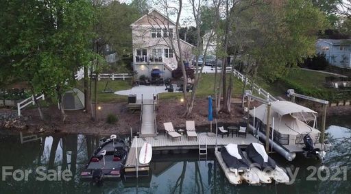 136 Marina Lane