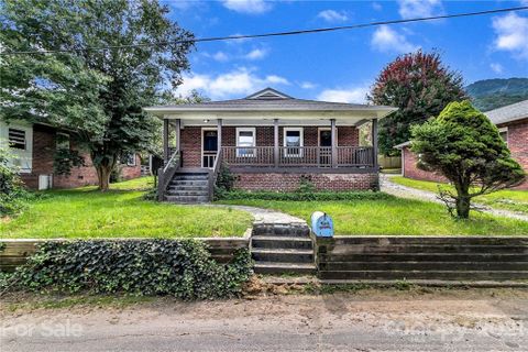 102 Gibbs Street