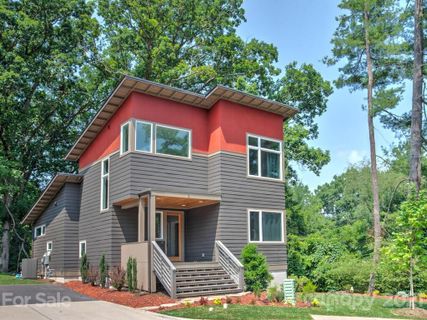 7 Mauricet Lane