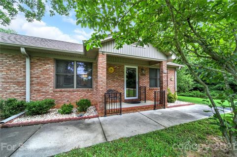 3170 Devonshire Drive sold home in Devonridge, Rock Hill, SC
