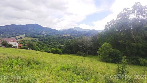 10 Everview Lane sold home in River Ridge Estates, Waynesville, NC