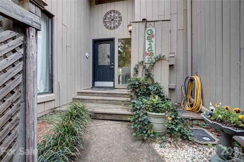213 Riverview Terrace