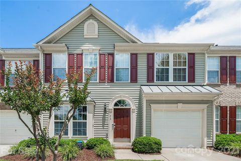 142 S Arcadian Way
