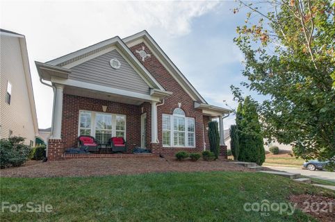5011 Fountainbrook Drive