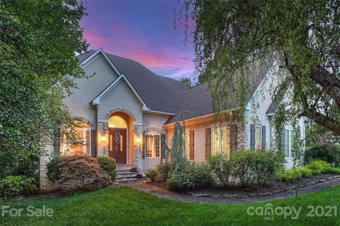 2427 Mt Isle Harbor Drive