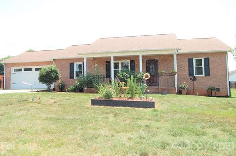 5022 Stone Drive