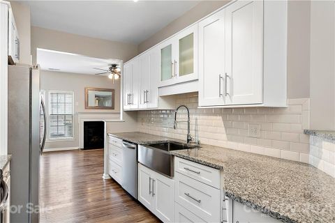 4747 Forestridge Commons Drive