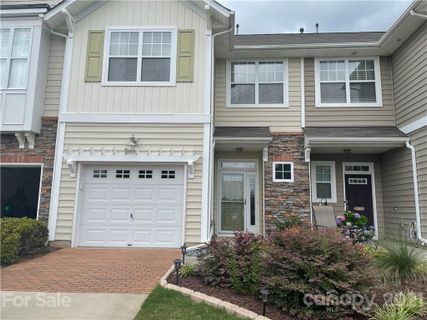 7111 Moores Creek
