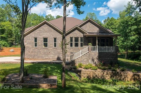 1511 Turtlewood Drive sold home in Oak Hill Plantation, Waxhaw, NC