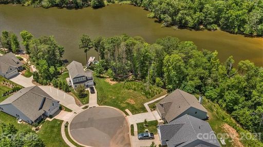 26108 Appleyard Court