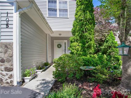 105 Ewarts Pond Road