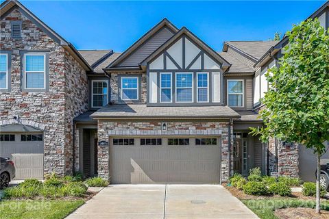 9449 Glenburn Lane