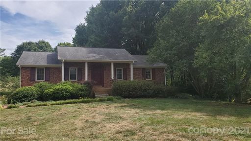 5027 Kennedy Street sold home in Olde Well South, Hickory, NC