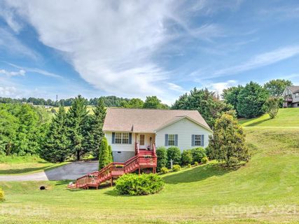 101 Michael Court sold home in Newfound Estates, Leicester, NC