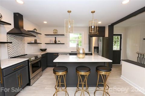 1500 Shannonhouse Drive
